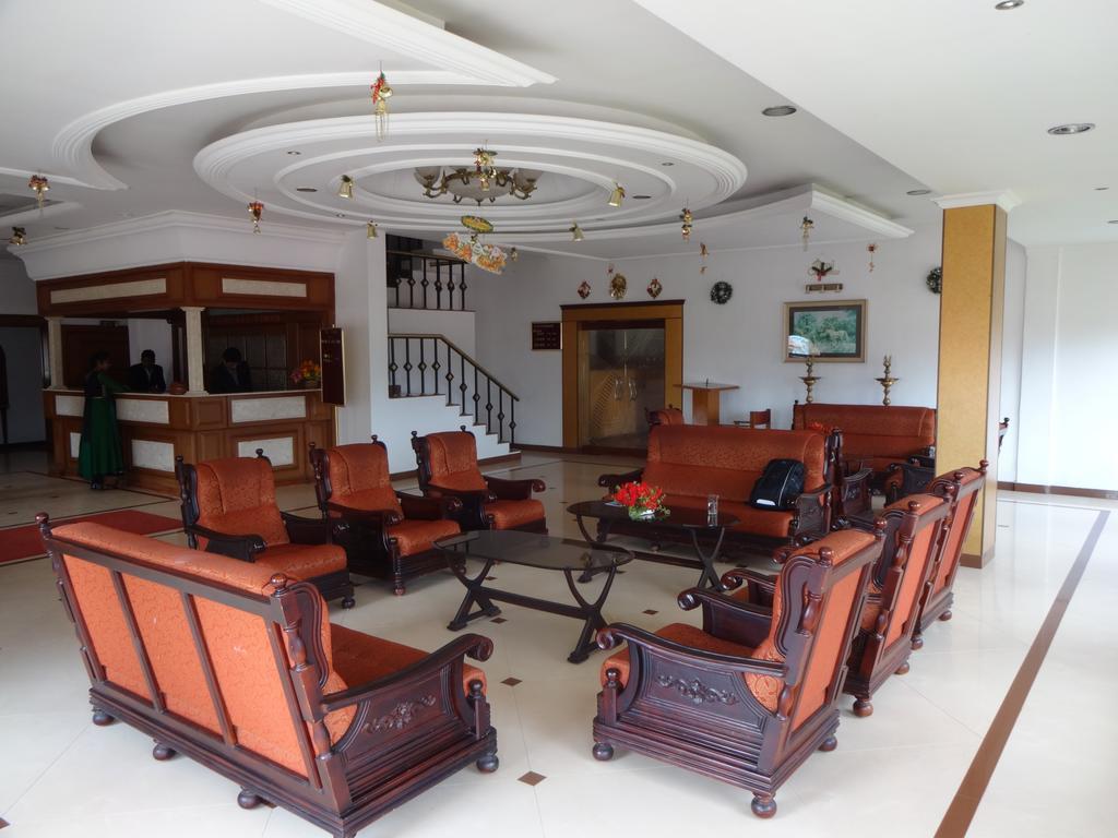 Hotel Lakeview Ooty Εξωτερικό φωτογραφία