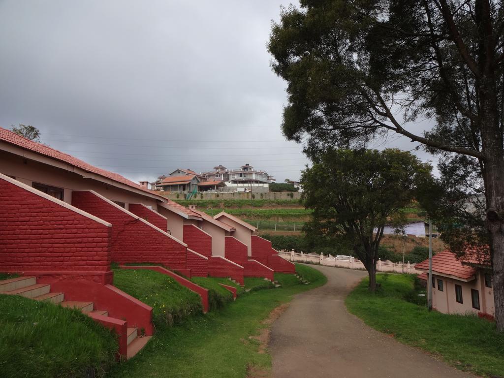Hotel Lakeview Ooty Εξωτερικό φωτογραφία