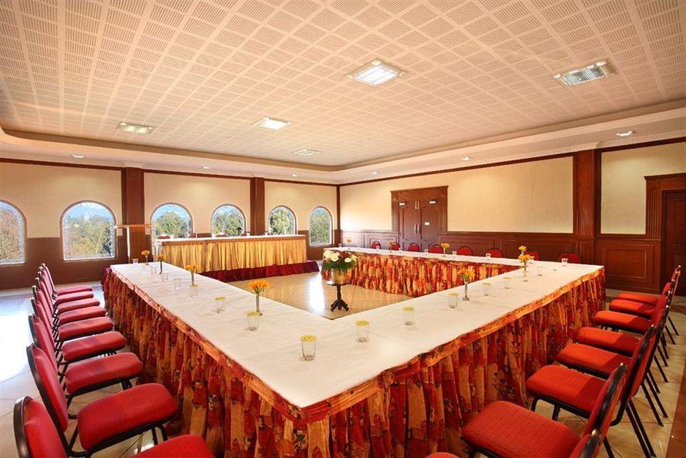 Hotel Lakeview Ooty Εξωτερικό φωτογραφία